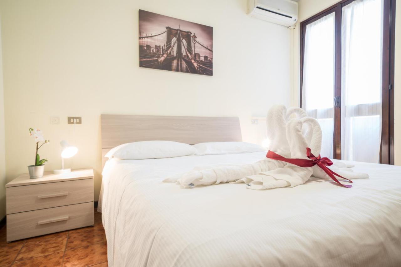 Gardappartamenti Sorgente Pool Sirmione Dış mekan fotoğraf
